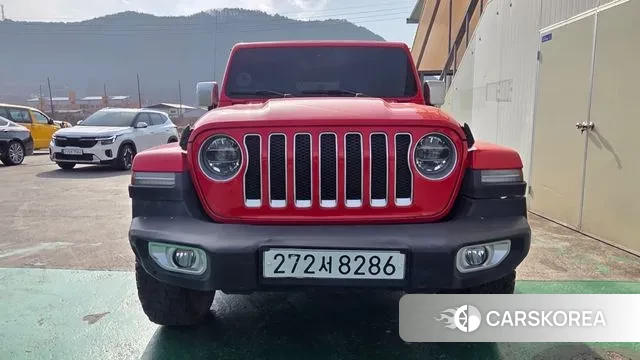 Jeep Wrangler (JL) 2019 Красный из Кореи