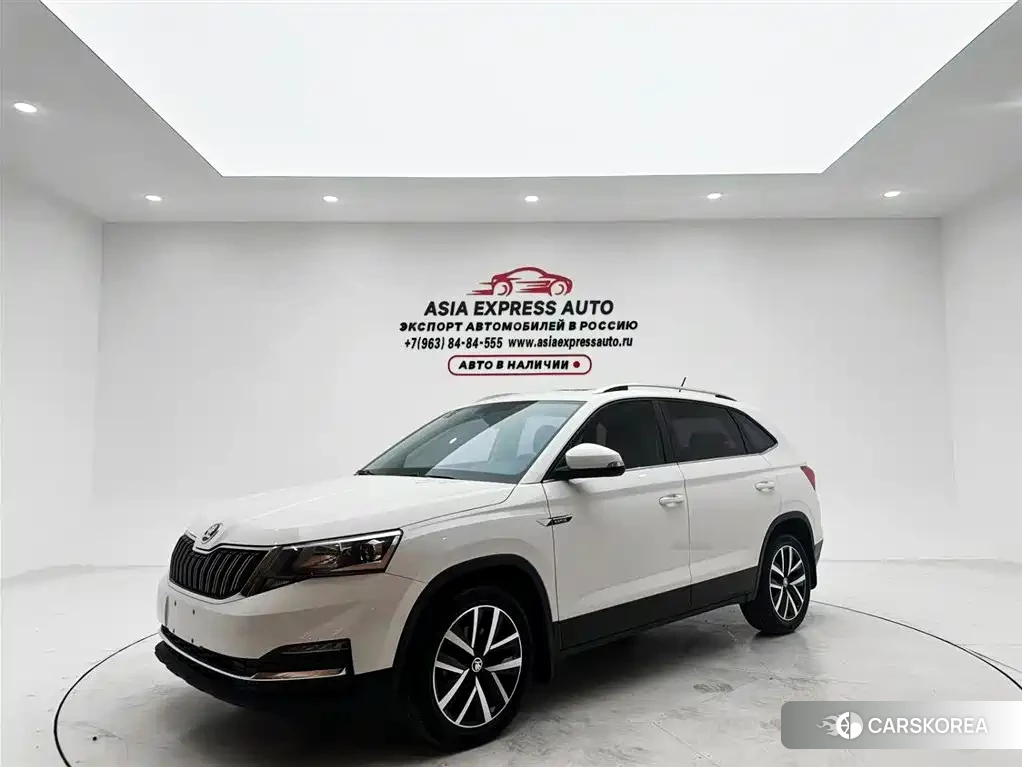 Skoda Komick 2022 Белый из Китая
