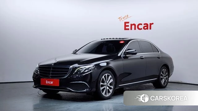 Mercedes-Benz E-Class W213 2018 Черный из Кореи