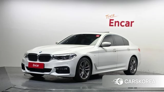 BMW 5 Series (G30) 2018 Белый из Кореи