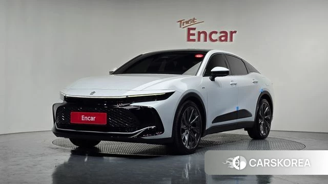 Toyota Crown Crossover 2024 Белый из Кореи