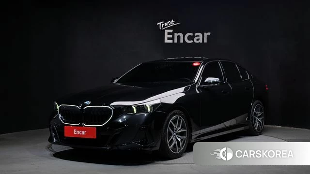 BMW 5 Series (G60) 2025 Белый из Кореи