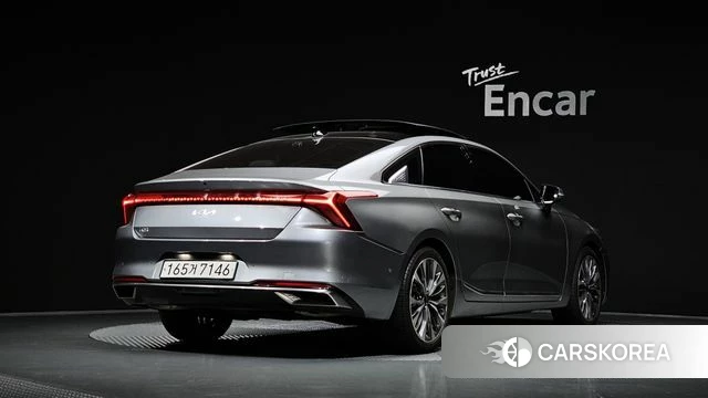 Kia K8 2021 Серебристо-серый из Кореи