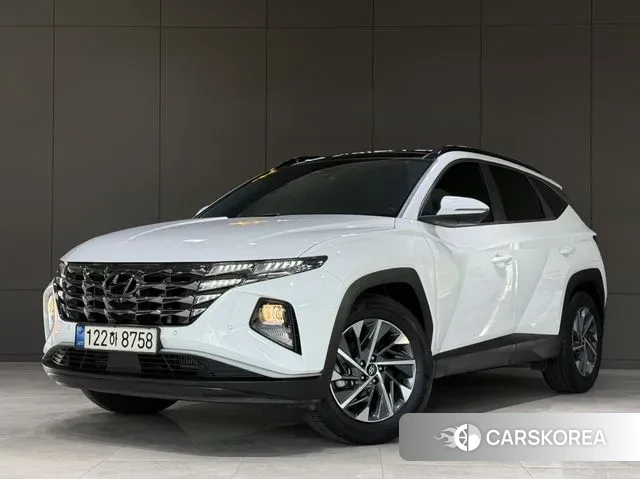 Hyundai Tucson (NX4) 2021 Белый из Кореи