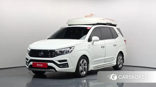 Ssangyong Korando Turismo 2019 Белый из Кореи