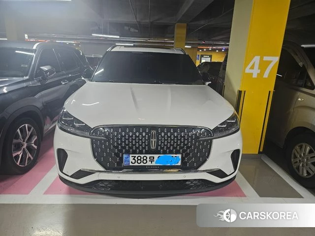 Lincoln Aviator 2nd generation 2025 Белый из Кореи