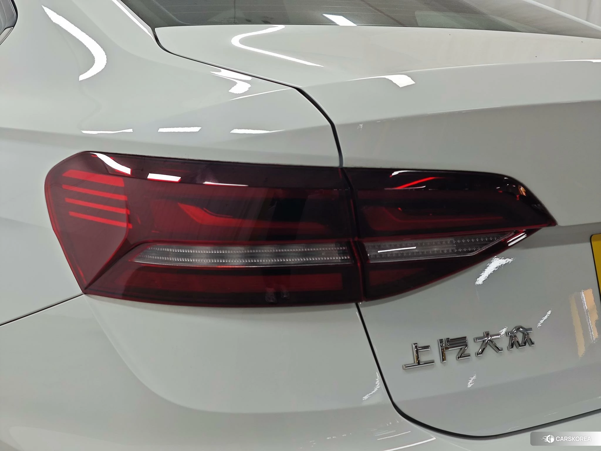 Volkswagen Lavida 2023 Белый из Китая