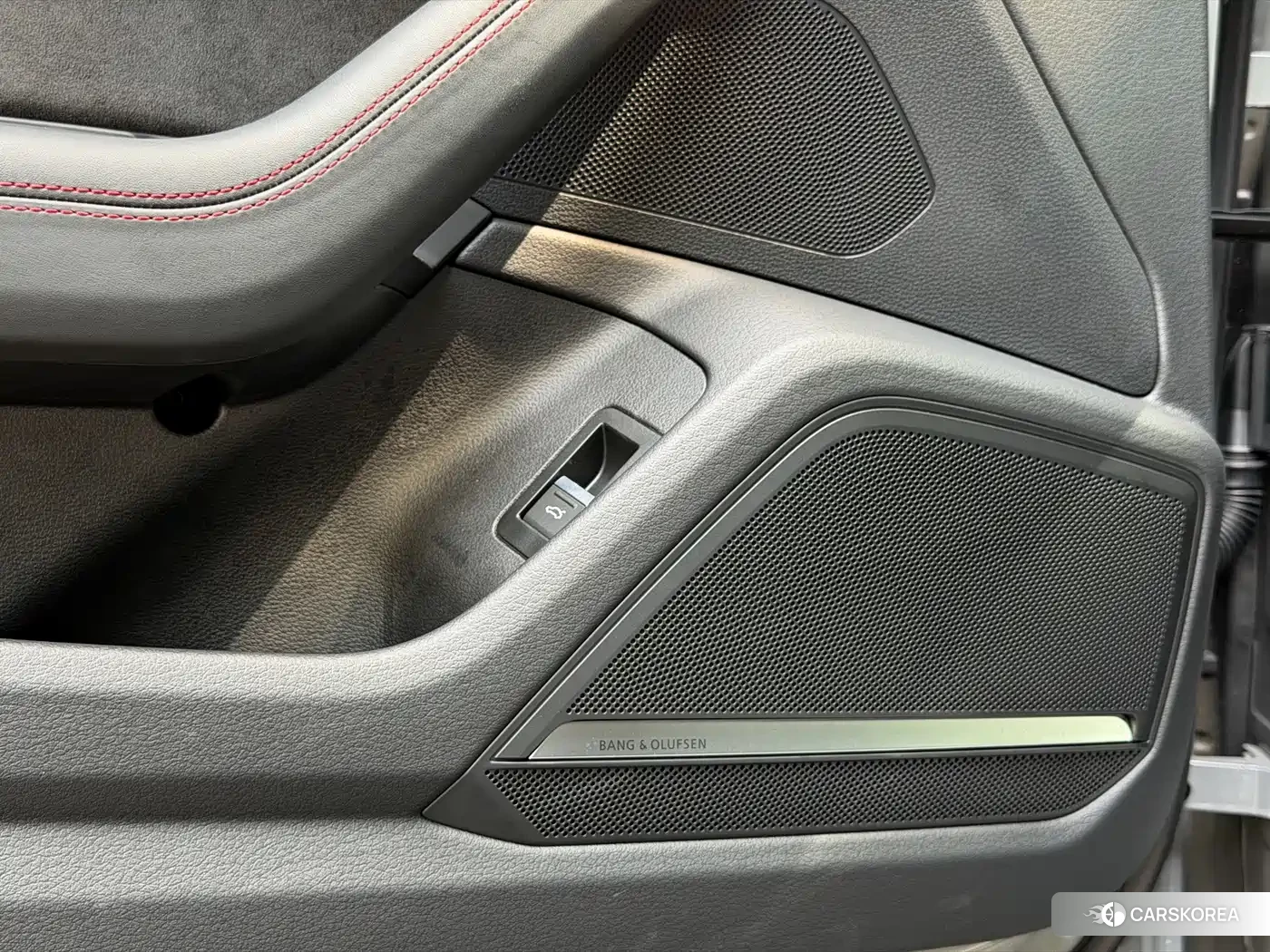 Audi RS 7 2025 Silver/gray из Китая, фото 2
