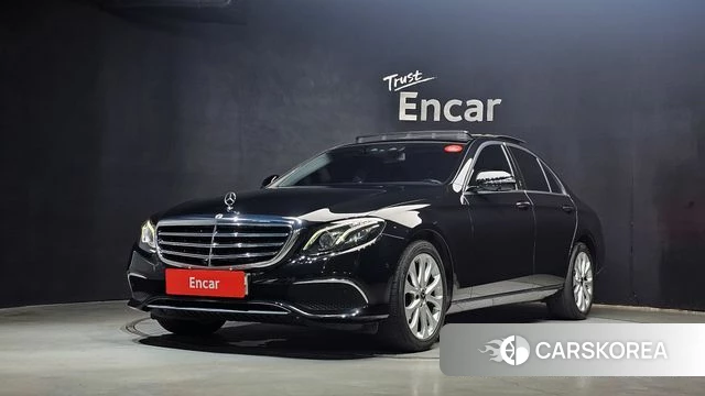 Mercedes-Benz E-Class W213 2019 Черный из Кореи