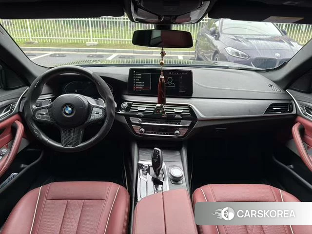 BMW 5 series 2024 Черный из Китая