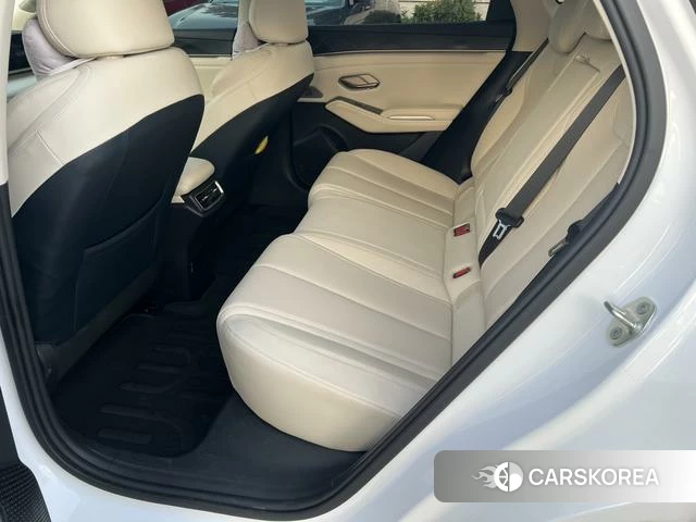 BYD Qin L DM 2025 Белый из Китая