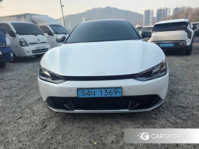 Kia EV6 2022 Белый из Кореи