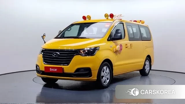 Hyundai The New Grand Starex 2021 Желтый из Кореи