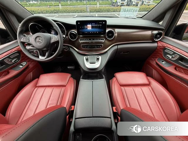 Mercedes-Benz V-class 2024 Черный из Китая