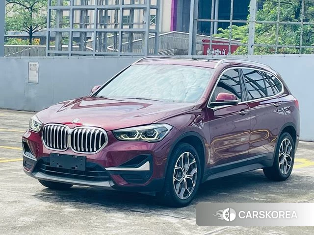 BMW X1 2021 Красный из Китая