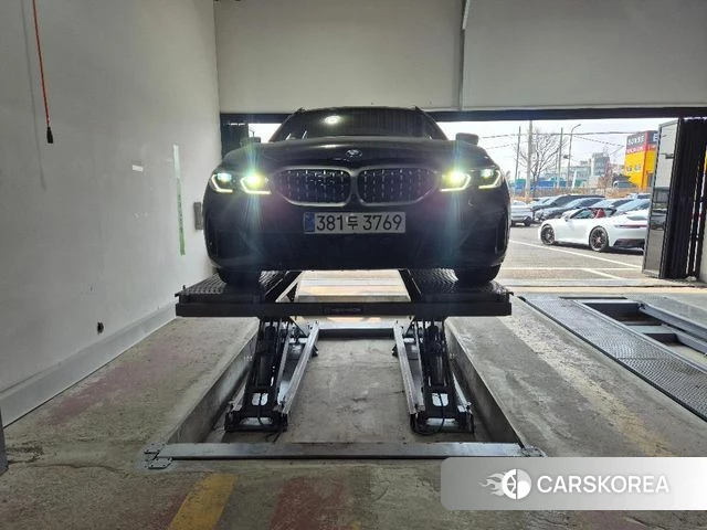 BMW 3 Series (G20) 2021 Черный из Кореи