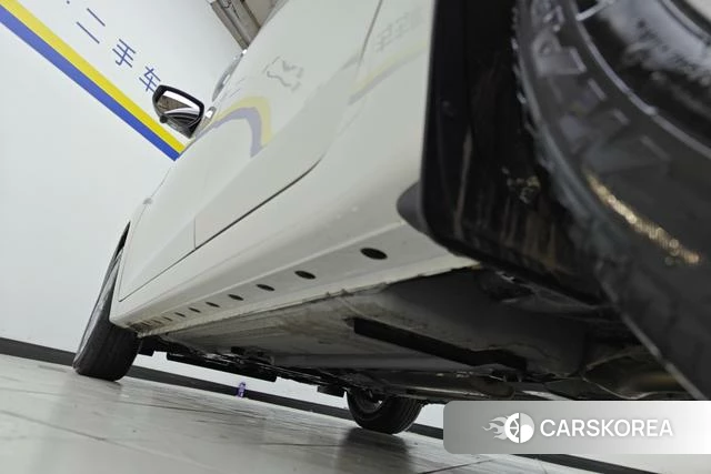 Nissan Xuan Yi 2024 Белый из Китая