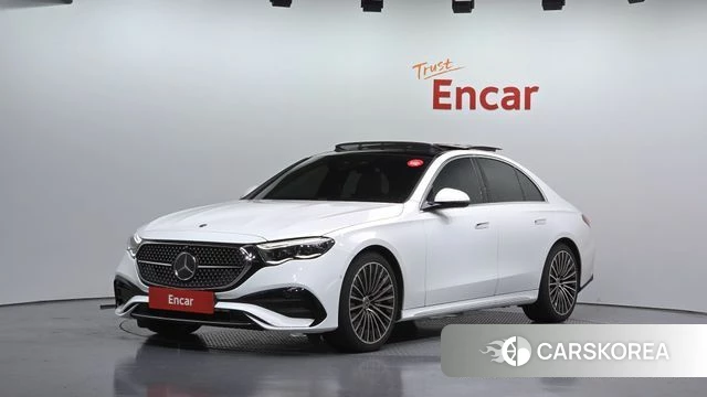 Mercedes-Benz E-Class W214 2025 Белый из Кореи