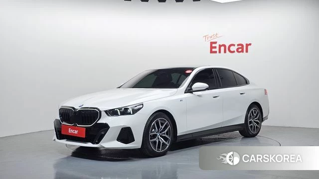 BMW 5 Series (G60) 2024 Белый из Кореи