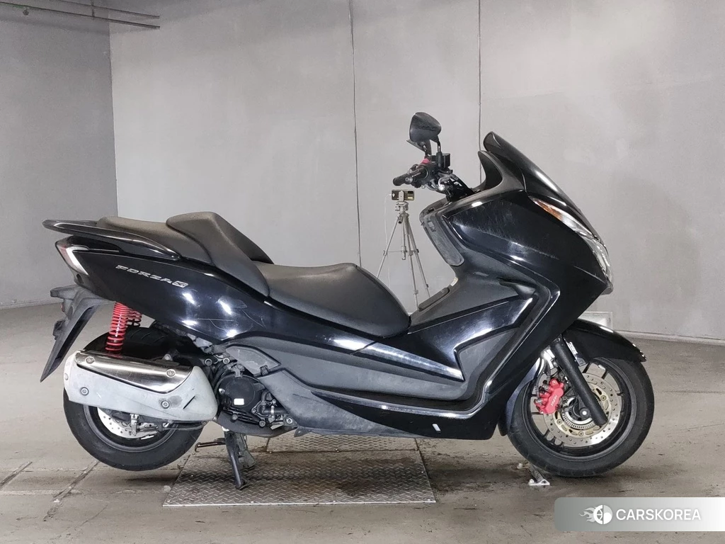 Проданный Honda FORZA 2013 из Японии, фото 2
