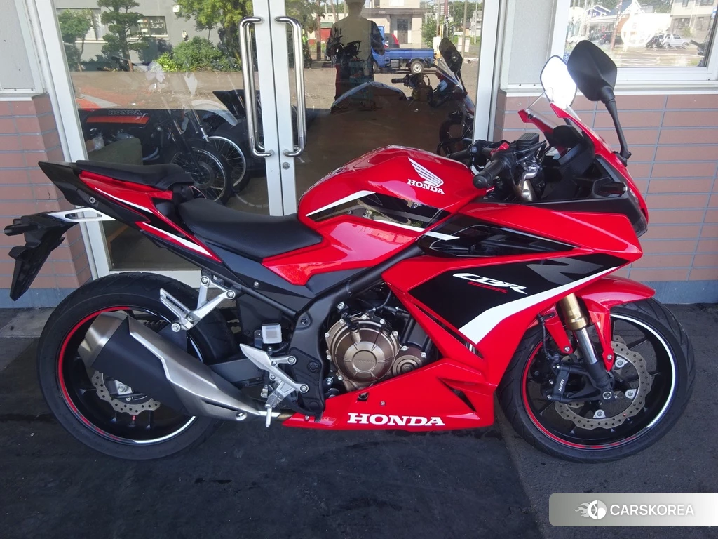 Проданный Honda CBR400R ABS 2023 из Японии