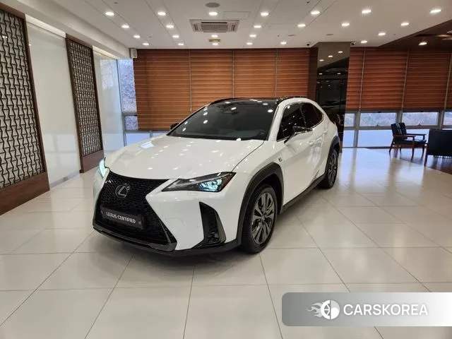 Lexus UX300h id 3674587 из Кореи