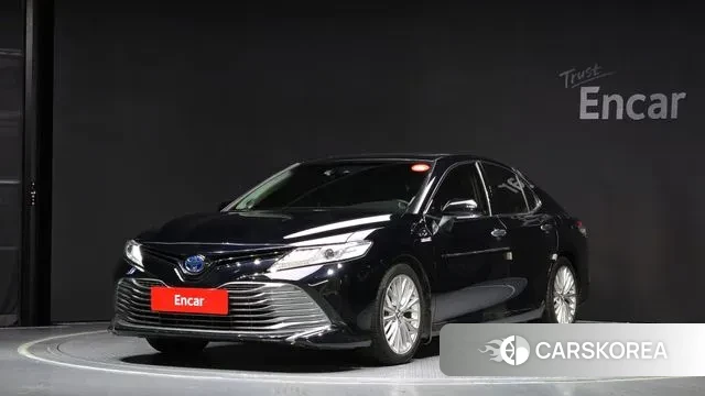 Toyota Camry (XV70) 2018 Черный из Кореи
