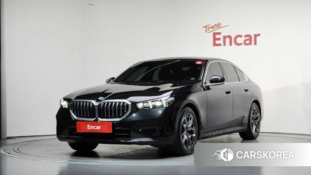 BMW 5 Series (G60) 2025 Черный из Кореи