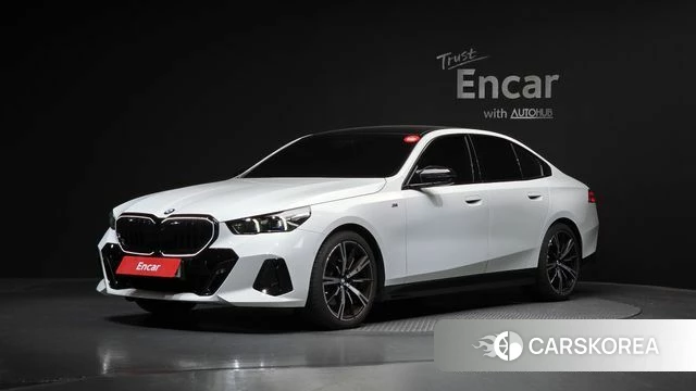 BMW 5 Series (G60) 2024 Белый из Кореи