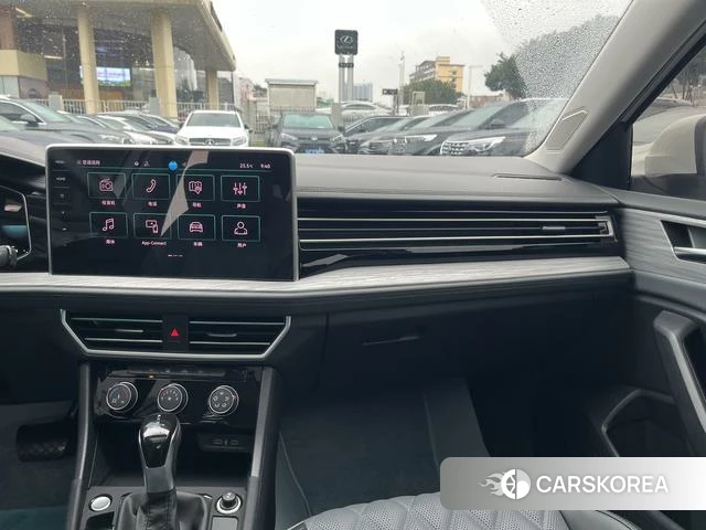 Volkswagen Sagitar 2025 Белый из Китая