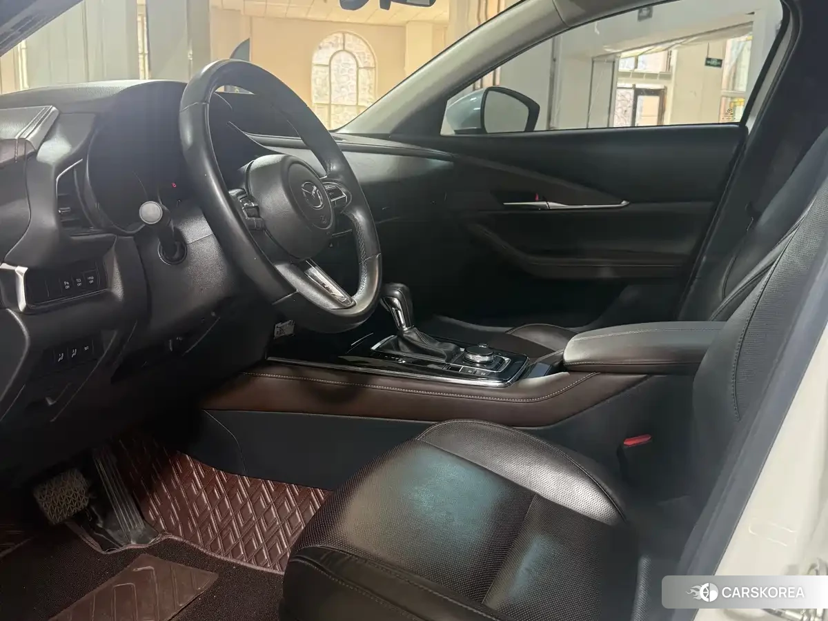 Mazda CX-30 2022 Белый из Китая