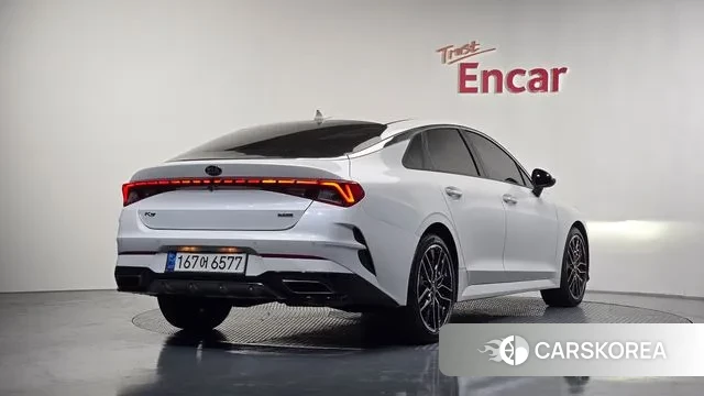 Kia K5 3rd generation 2021 Белый из Кореи