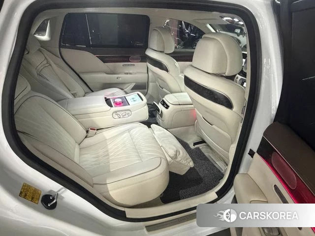 Genesis G90 (RS4) 2023 Белый из Кореи