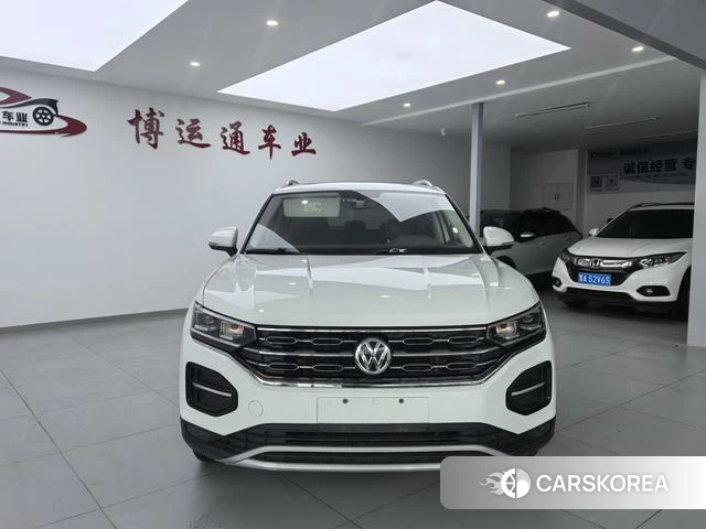 Volkswagen Tanyue 2022 Белый из Китая