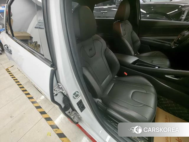 Hyundai Elantra 2025 Белый из Китая