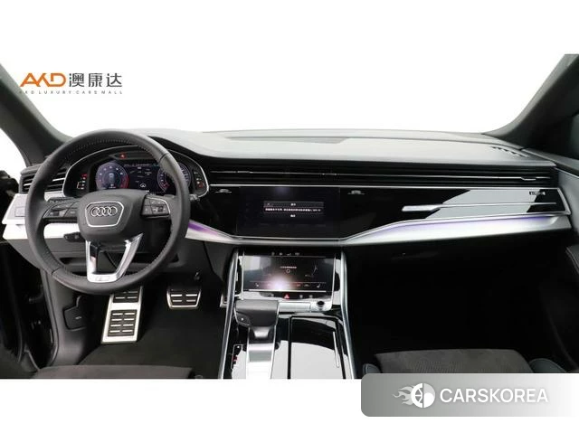 Audi Q8 2020 Черный из Китая