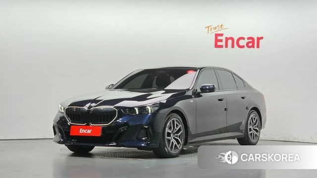 BMW 5 Series (G60) 2024 Черный из Кореи