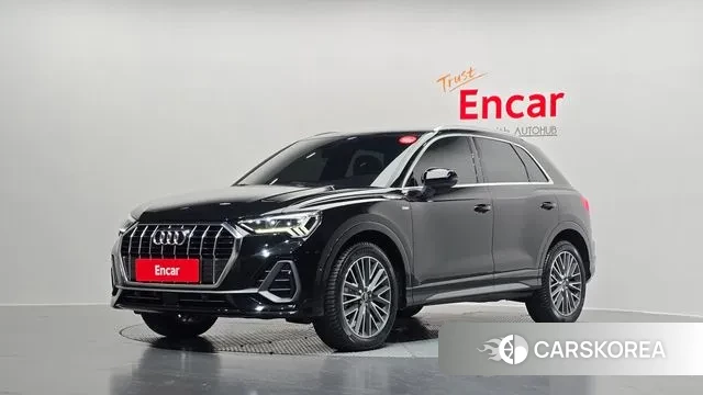 Audi Q3 (F3) 2022 Черный из Кореи