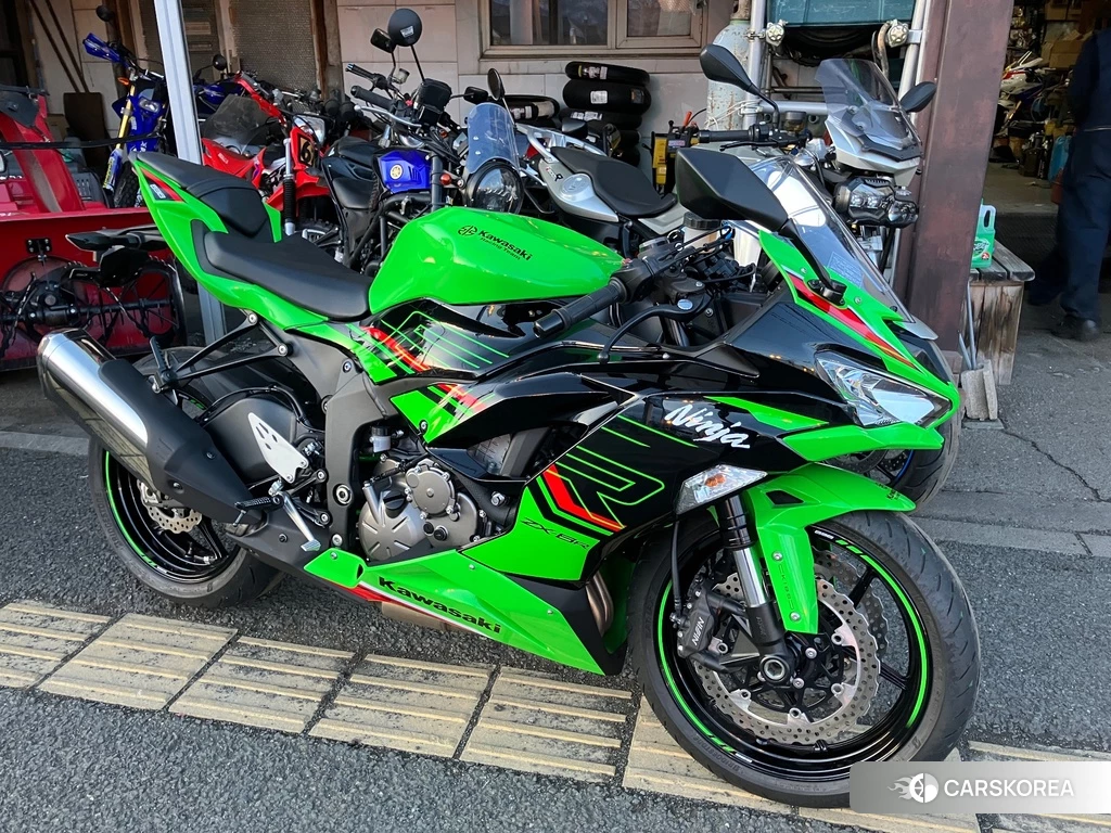 Проданный Kawasaki NINJA ZX-6R 2023 из Японии