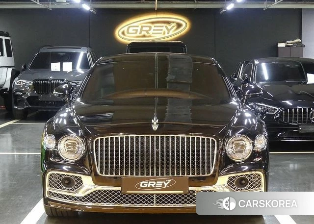 Bentley Flying Spur 3rd Generation 2022 Черный из Кореи