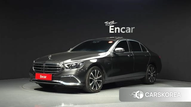 Mercedes-Benz E-Class W213 2021 Серый из Кореи
