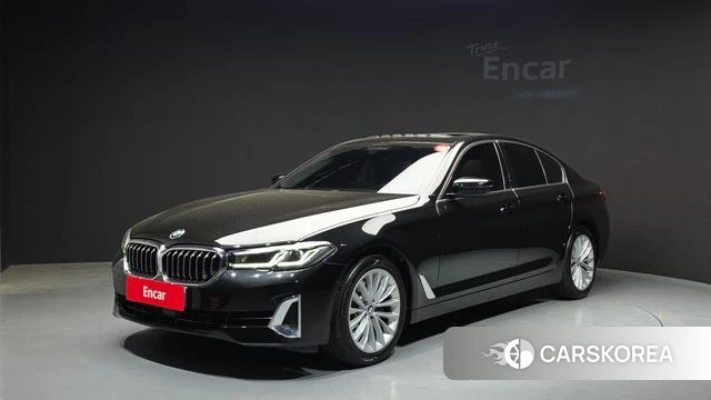 BMW 5 Series (G30) 2021 Черный из Кореи