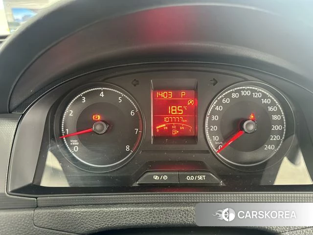 Volkswagen Santana 2018 Белый из Китая