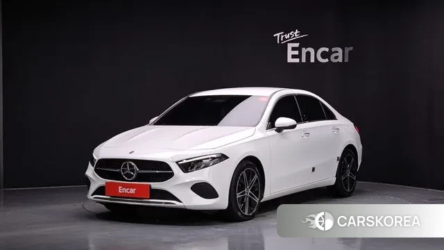 Mercedes-Benz A-Class W177 2024 Белый из Кореи