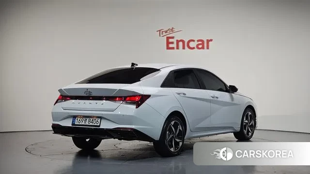 Hyundai Avante (CN7) 2020 Белый из Кореи