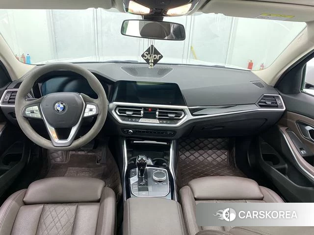 BMW 3 series 2022 Белый из Китая