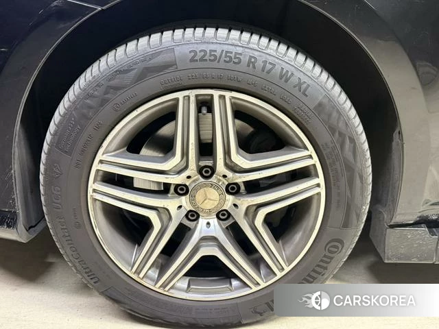 Mercedes-Benz V-class id 4239538 из Китая