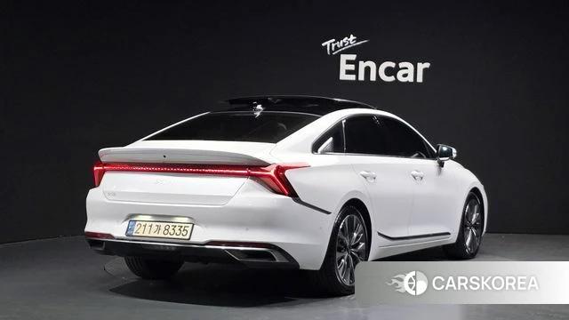 Kia K8 2022 Белый из Кореи