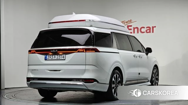 Kia Carnival 4th generation 2023 Белый из Кореи