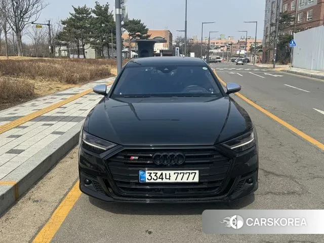 Audi S8 (D5) 2020 Черный из Кореи